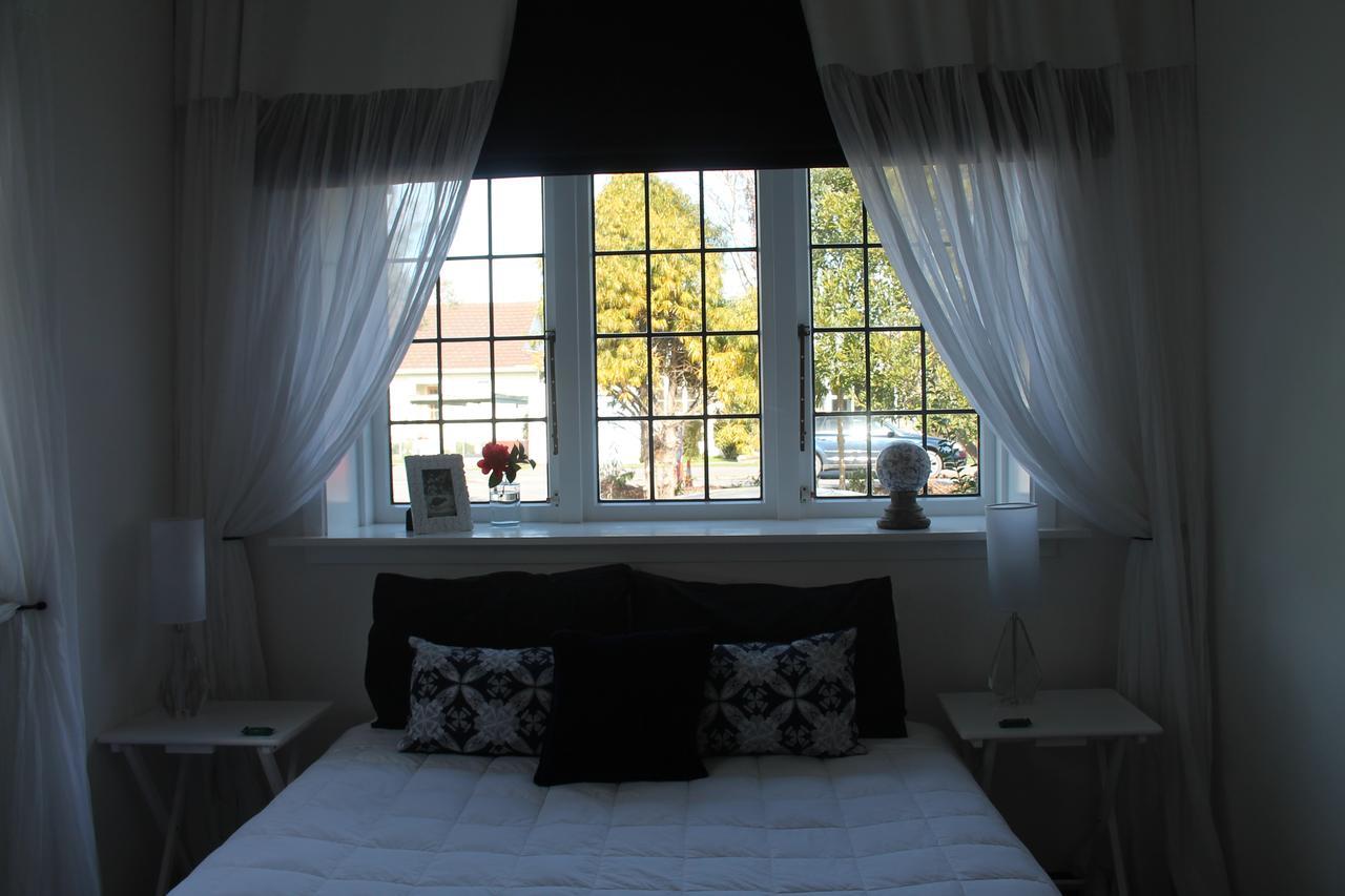 Beautiful Bungalow Cbd Бленем Экстерьер фото